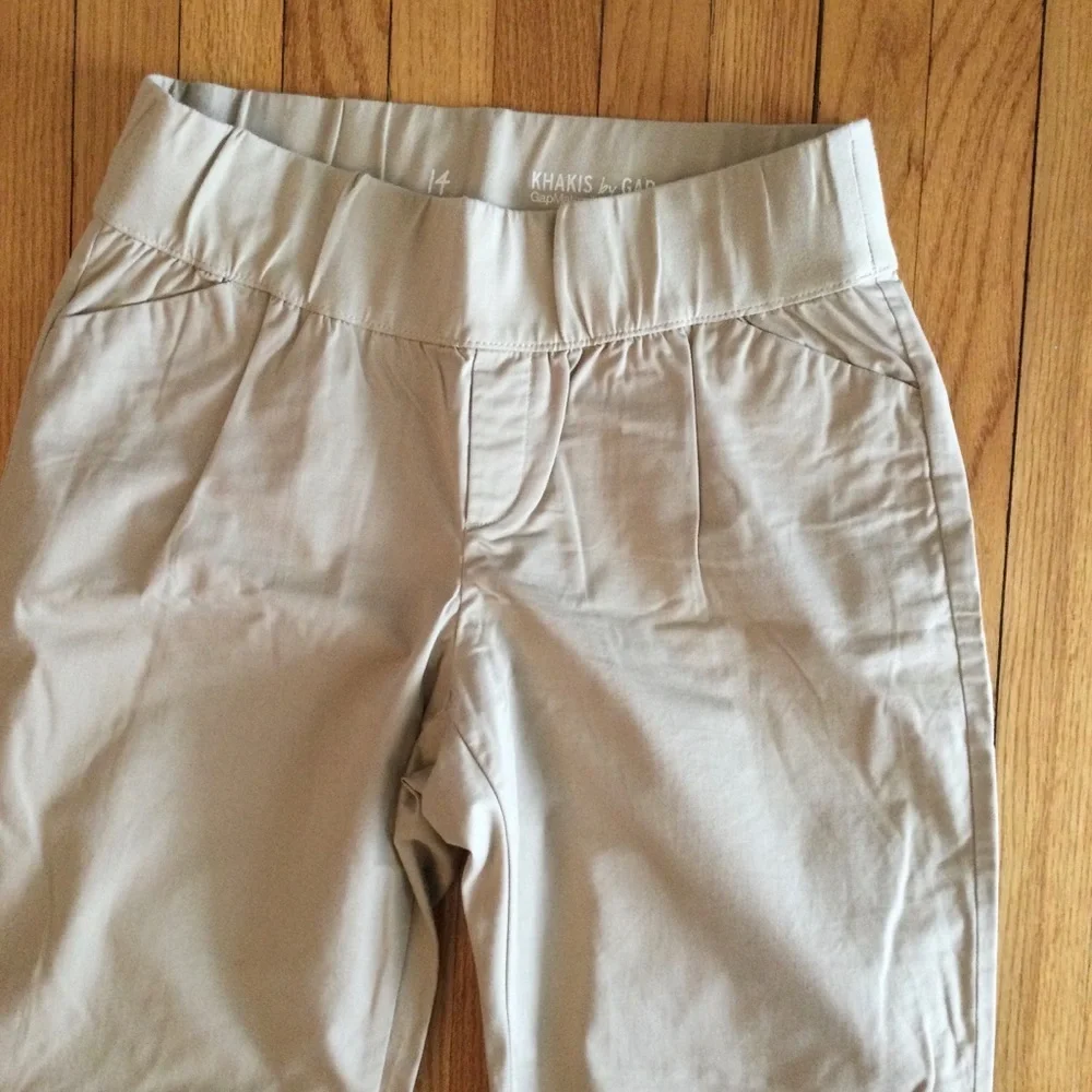 GAP Khakis Maternity Cotton Pants Slacks Size 14 Inseam 32”